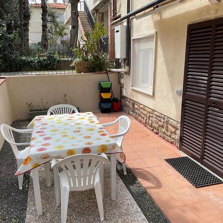 Апартаменты Giardino Sud - A Pochi Passi Dal Mare Сан-Винченцо Экстерьер фото