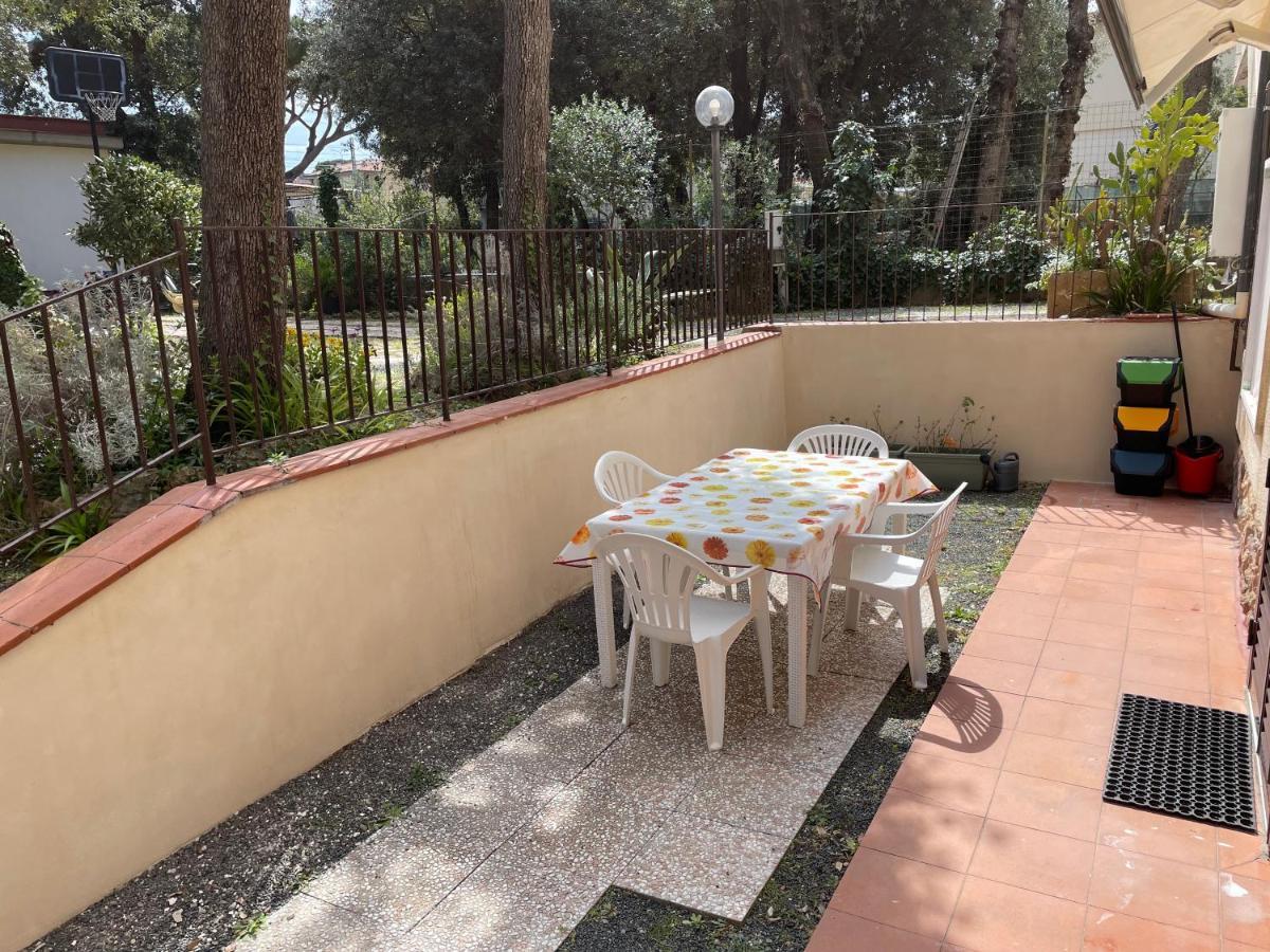 Апартаменты Giardino Sud - A Pochi Passi Dal Mare Сан-Винченцо Экстерьер фото
